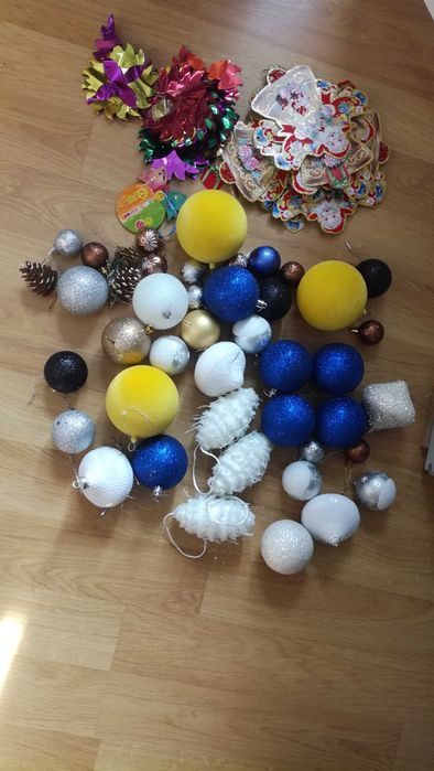 рабочие гирлянды и игрушки для елки