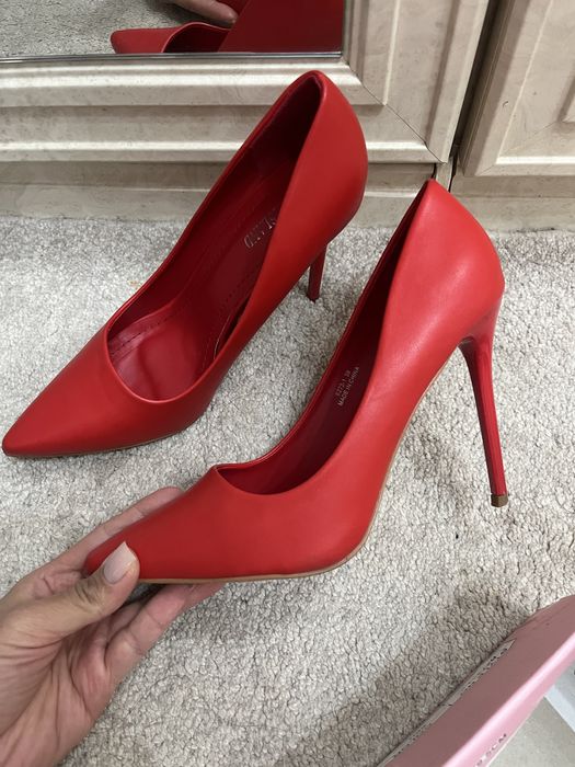 Женские ситильные туфли