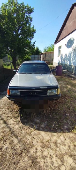 Ауди 100 сатылады