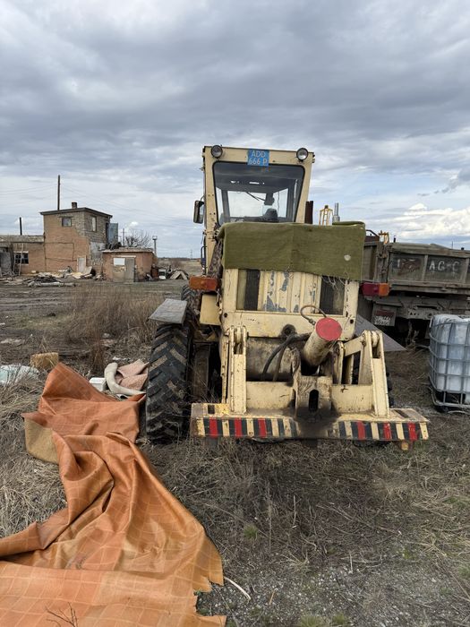 Автогрейдер ДЗ продам