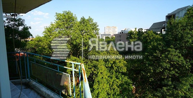 Продава се Тристаен апартамент в София, Разсадника - 102 кв.м за 1814 €/кв.м - Снимка #9