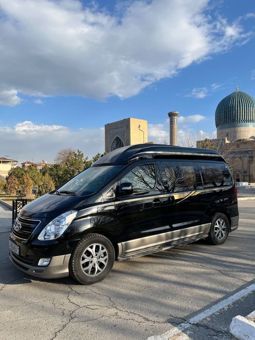 Hyunadi grand starex Limusine