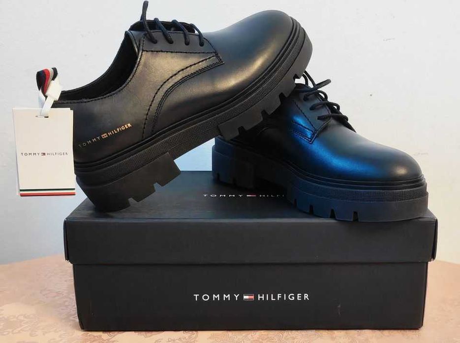 Оксфордки Tommy Hilfiger Leather LAce Up 37ми номер 23.5см стелка НОВИ
