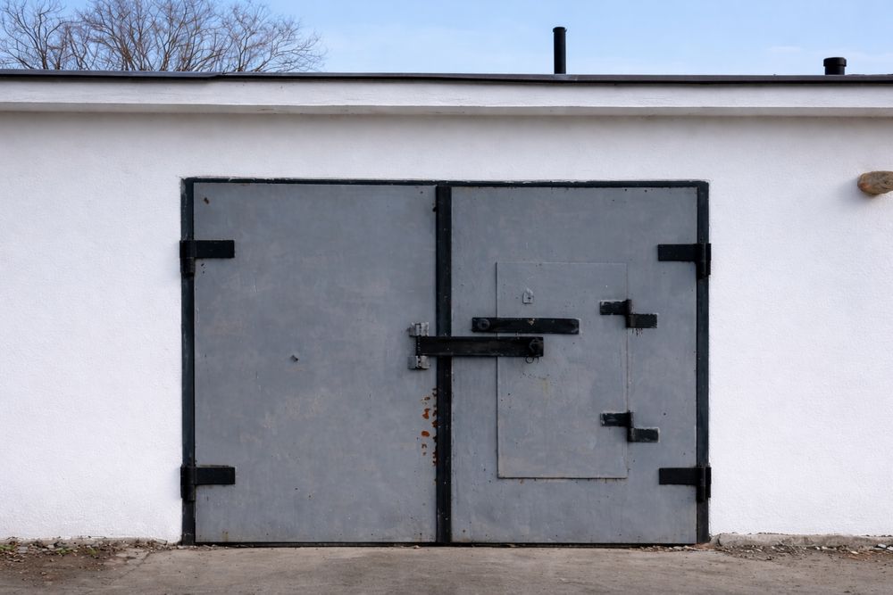 15 микрорайон, ГАРАЖ