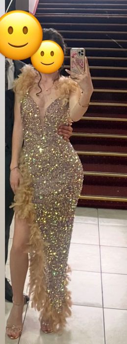 Бална рокля. Носена само веднъж.