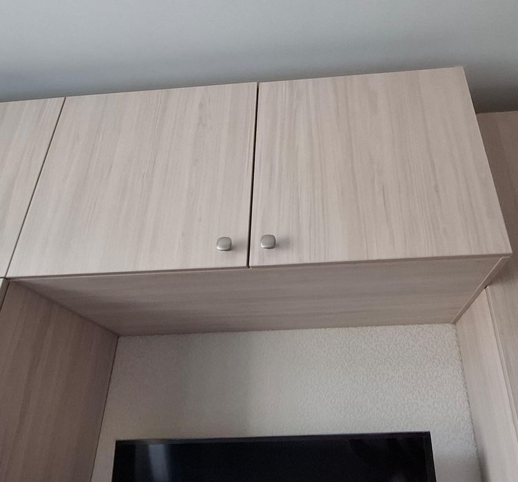 Шкаф в сборе. В идеальном состоянии.