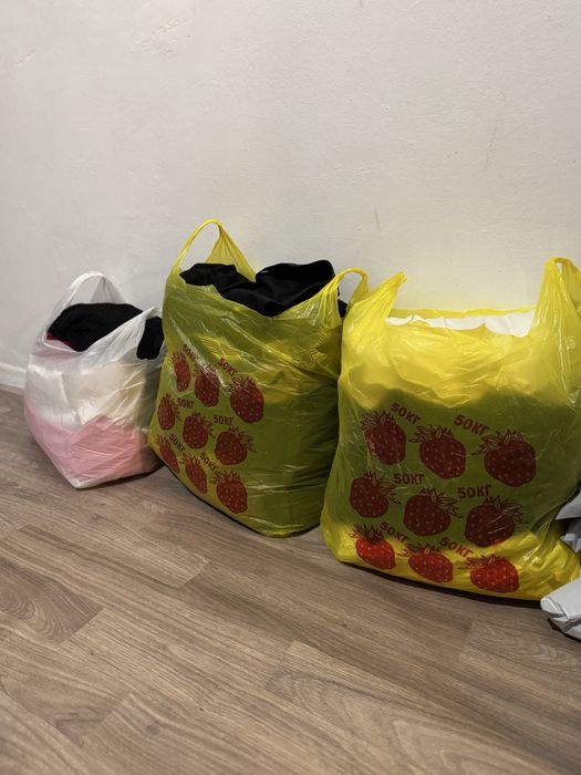 Вещи женские три пакета