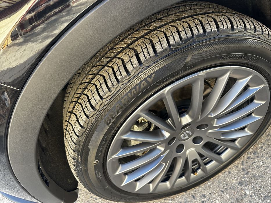 Продается leapmotor c11 Gibrid