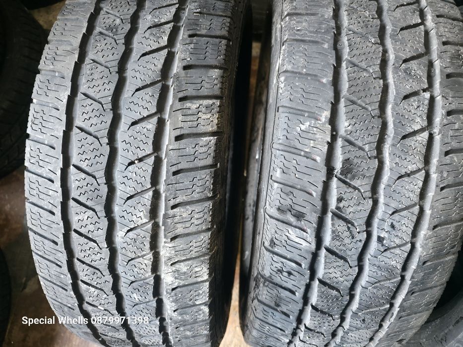 215/60R16C Continental  бусови гуми