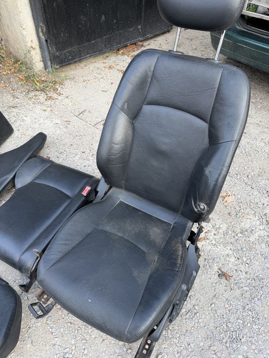 Седалки за Mercedes w203