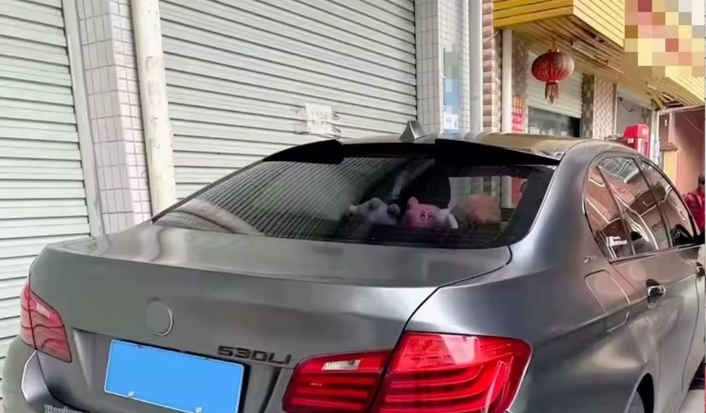 Eleron spoiler lip lunetă BMW Seria 3 E90 model M4, Negru Lucios