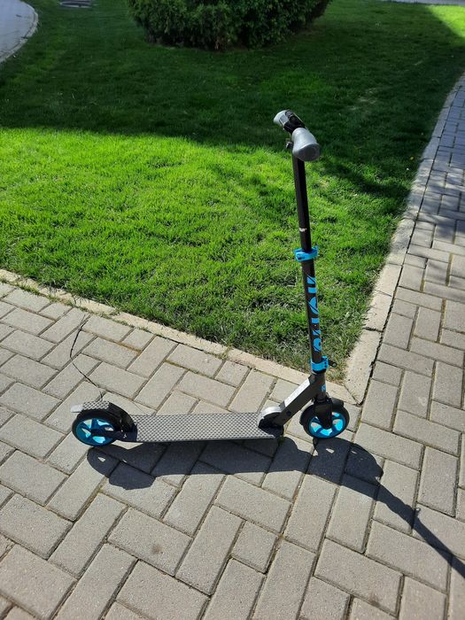 Trotineta 6-10ani