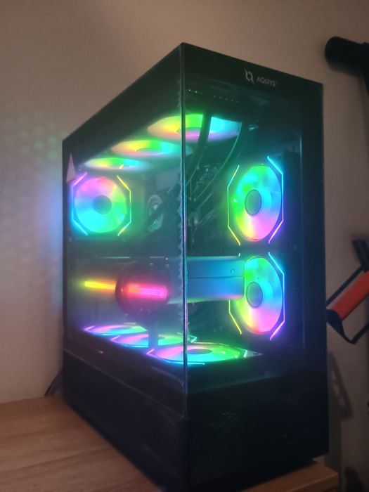 PC gaming NOU/i5 14600k/Rx 7800xt/32gb