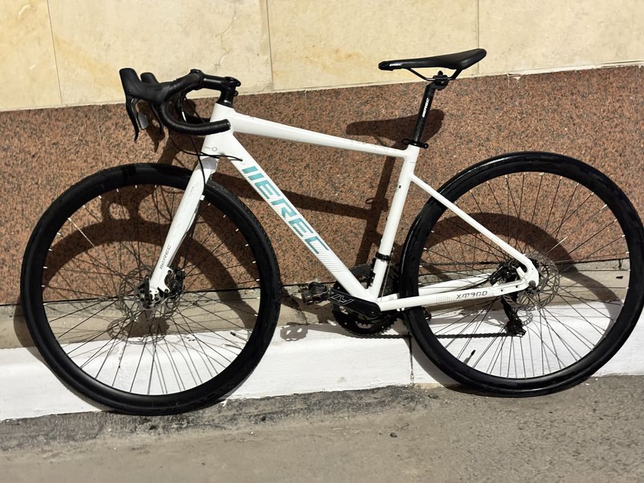 продам шоссейный велосипед  erec 700C