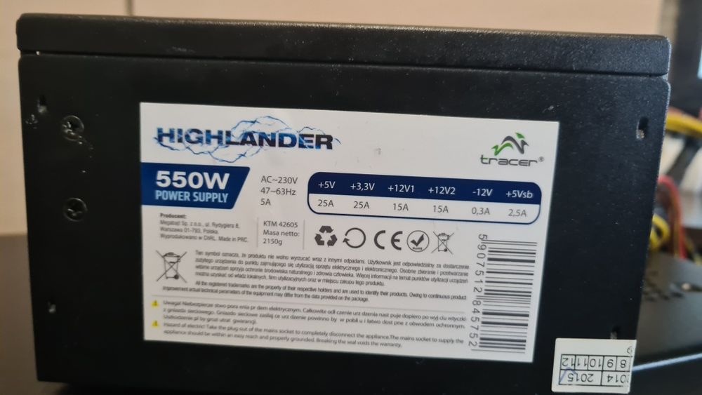 Vând  carcasa cu sursa și cd rom