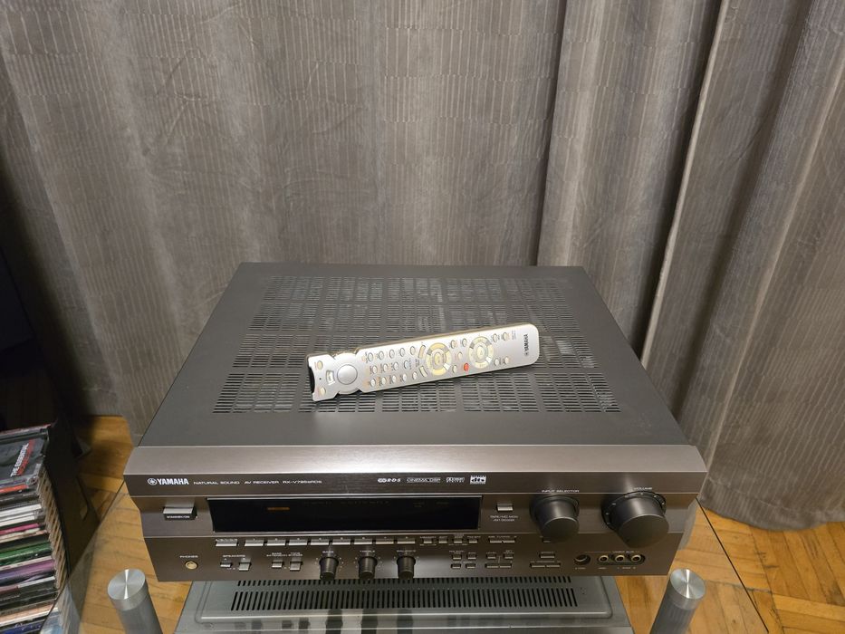 Amplificator Yamaha RX-V795aRDS – putere mare, 5.1, sunet Hi-Fi, construcție solidă!