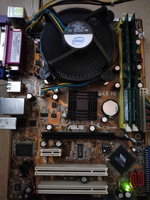 Asus P5VD2-VM-SE Lga 775