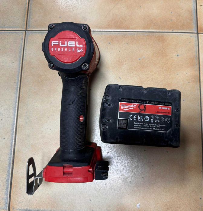 Акумулаторен ударен винтоверт Milwaukee M18FID2