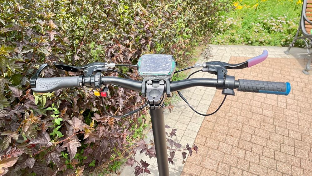 Продам самокат KUGO g2 pro