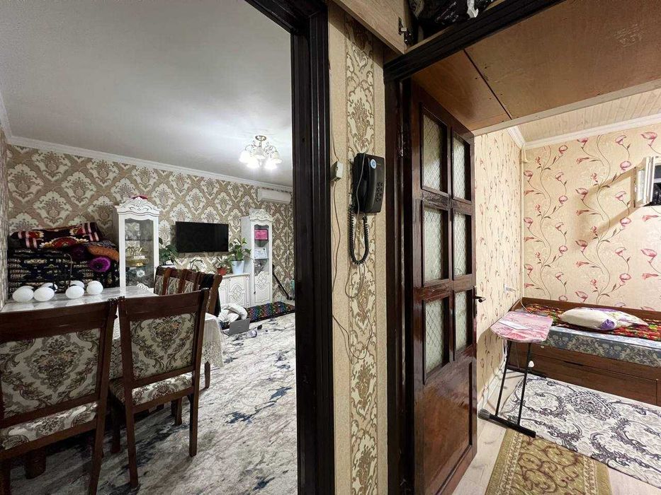 Продаётся 2/2/9, 60м2, около Паркентского рынка, м-в М.Риёзи