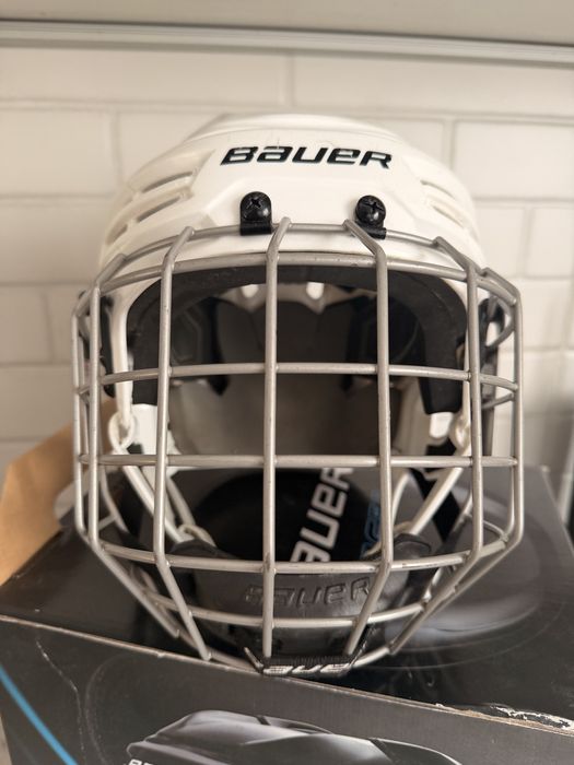 Хоккейный шлем Bauer