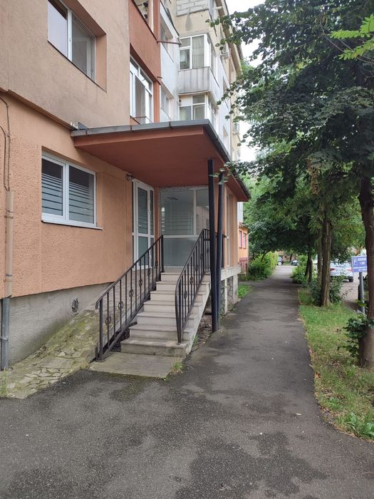 Spatiu comercial cu intrare din strada