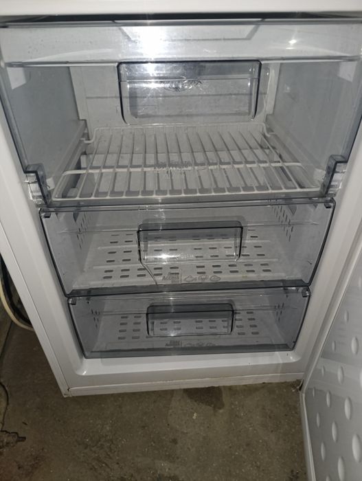 Frigider combină frigorifică Arctic pentru piese , nu răcește