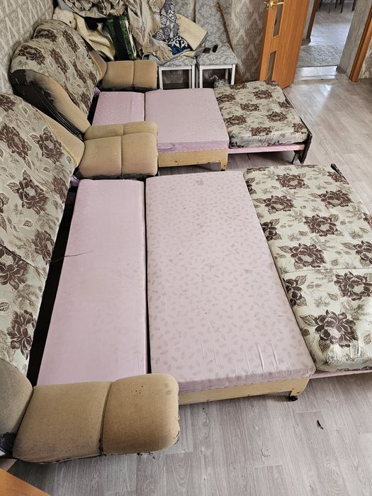 Диван еще маленький диван