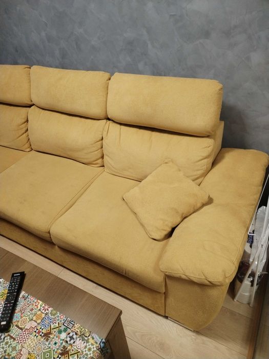Продава Разтегателен диван
