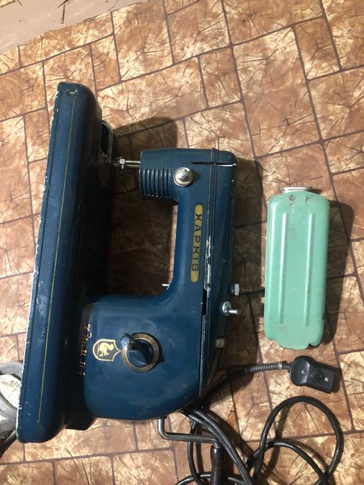 Шевна машина ХАРКIВ ЗИМ м-4