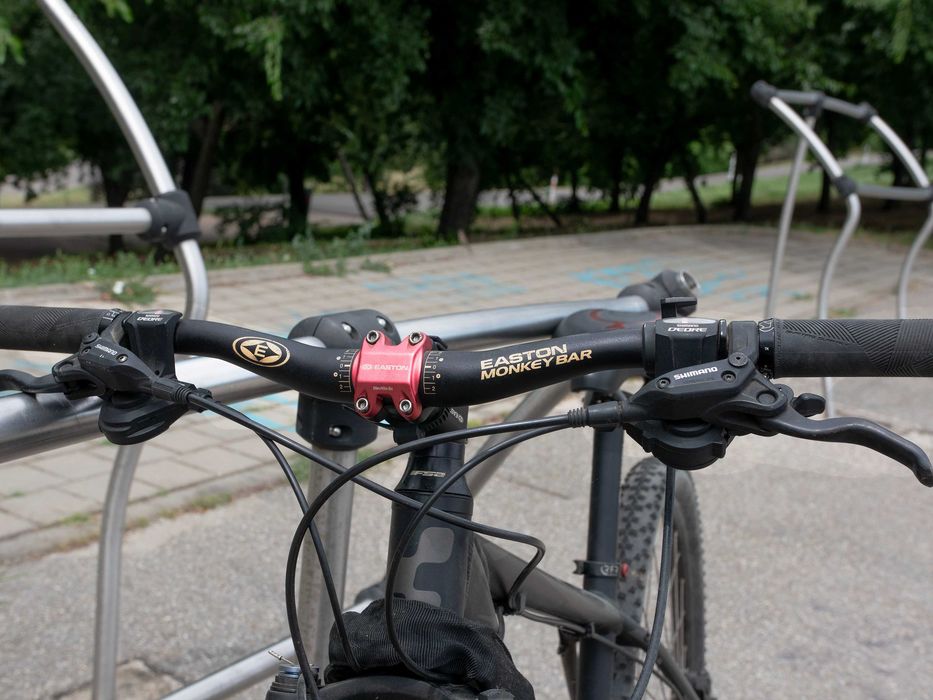 bicicleta Cube Attention