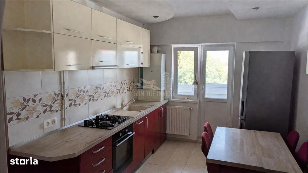 Apartament 2 camere decomandat si balcon zona Centrala
