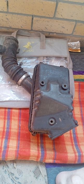 Короб воздушного фильтра Карина е