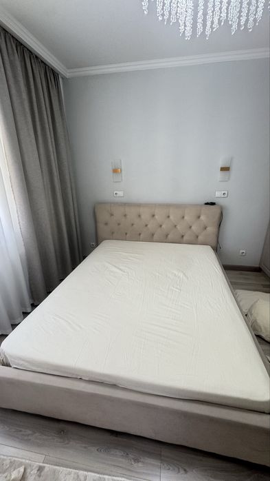 Продается спальняя кровать