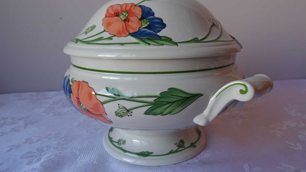 Супник - 2 литра , Villeroy & Boch Amapola 1980г.