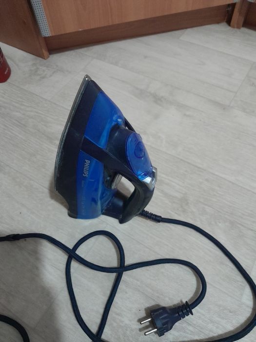 Продам Утюг оригинальный