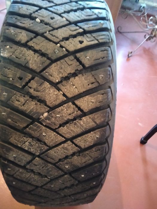 Резина на автомобиль