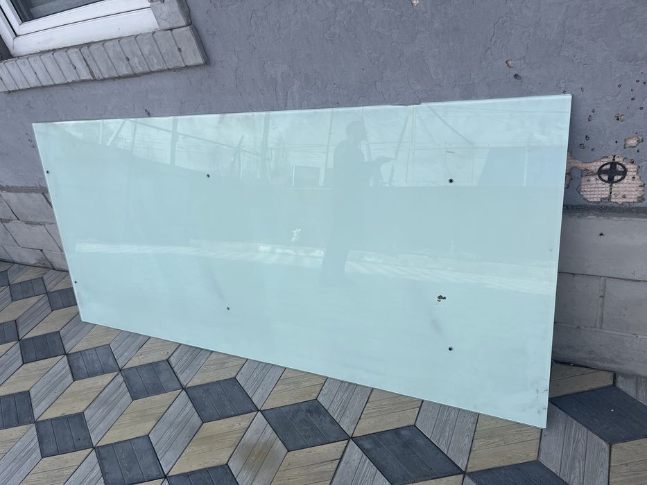 Продам стекла в хорошем состоянии