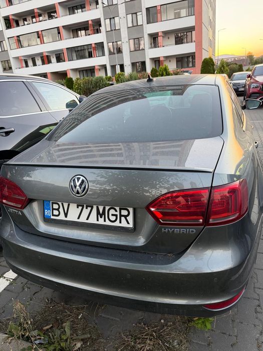 Vând masina jetta