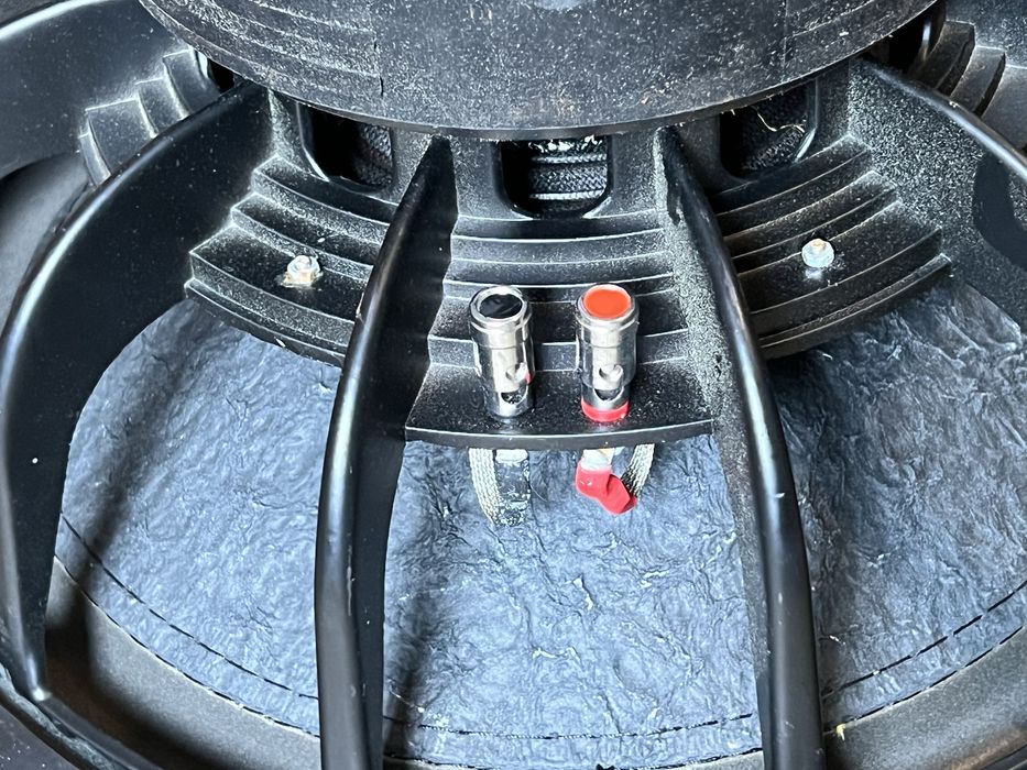 Бас Говорител 2000-4000 W