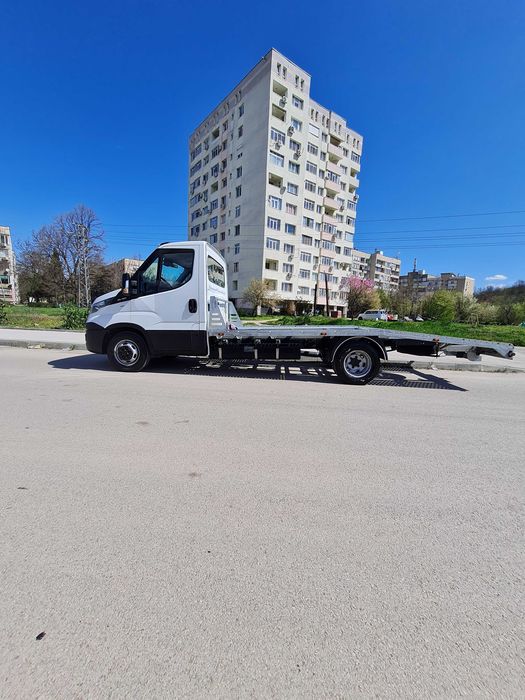 Продава се транспортна фирма,автовоз до 3.5 тона и ремърке с три оси!