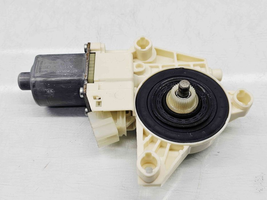 Motoras geam stanga fata Mercedes Clasa A (W176) [Fabr 2012-2018] A246