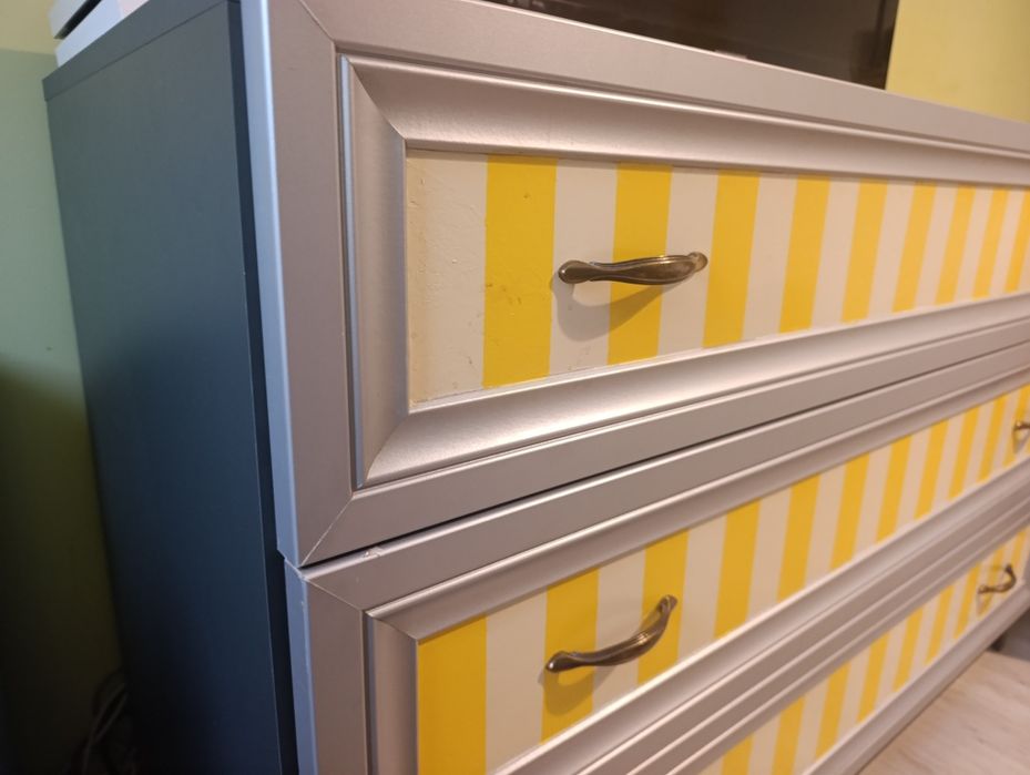 Дизайнерски скрин и пердета в жълто и бежово