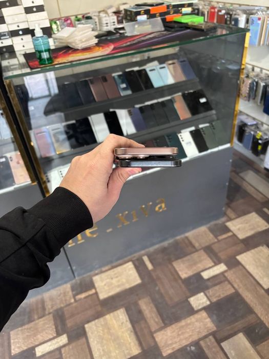 iphone 16 pro max 256gb emkost 98% 270 marta zaryada qoyilgan