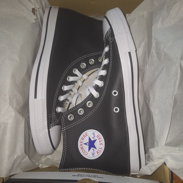 Converse piele negri