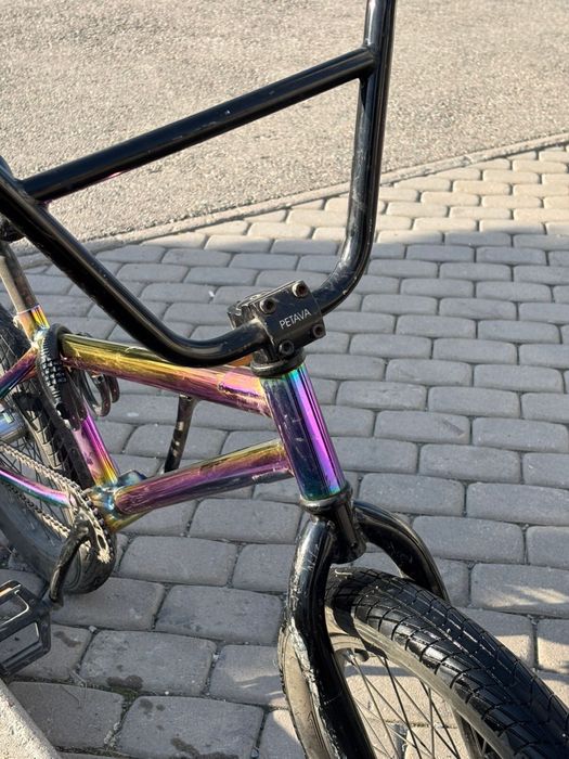 Велосипед BMX.