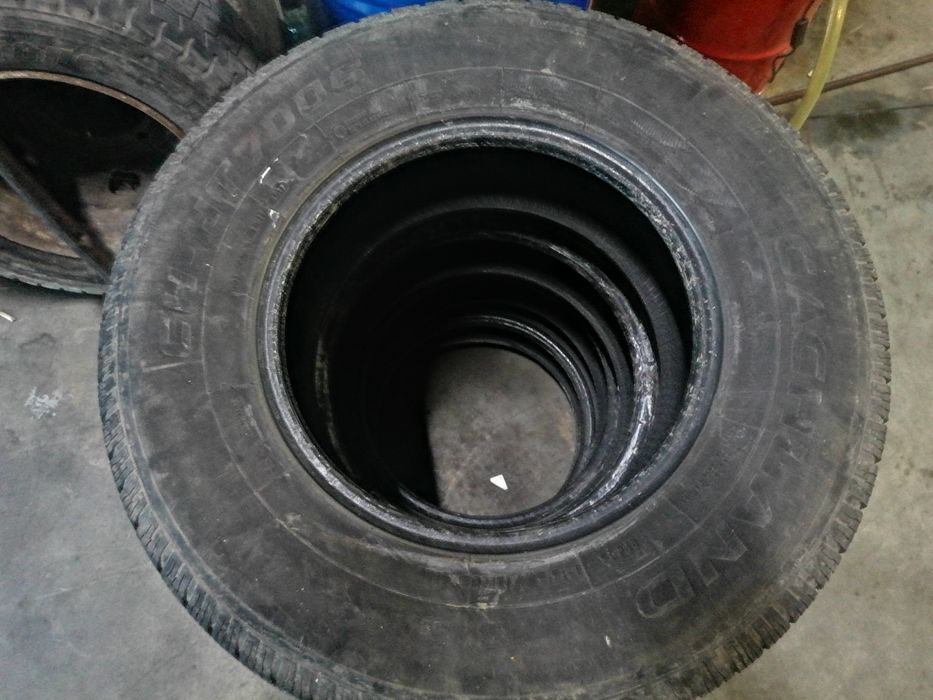 Продавам гуми за джип Cachland CH-HT7006 255/70 R16 111T M+S DOT 4917.