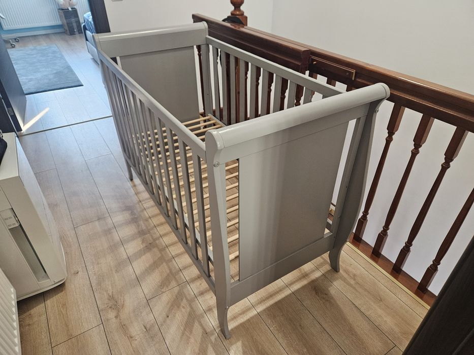 Pat nou nascut lemn masiv