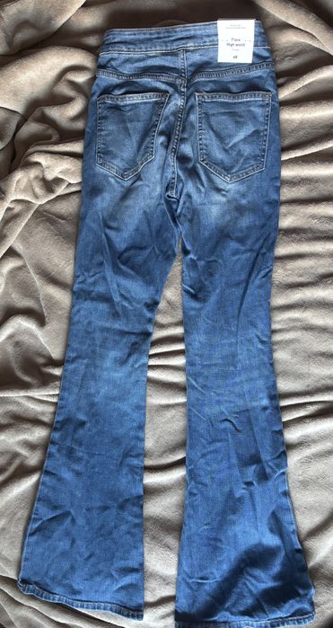 Blugi Evazați cu Talie Înaltă H&M, Nepurtați, Cu Etichetă, XS