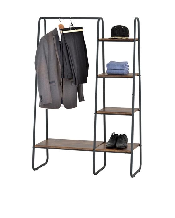 Stender haine cu rafturi din lemn